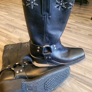 Frye Harness Boots - Like New - Women’s size 8